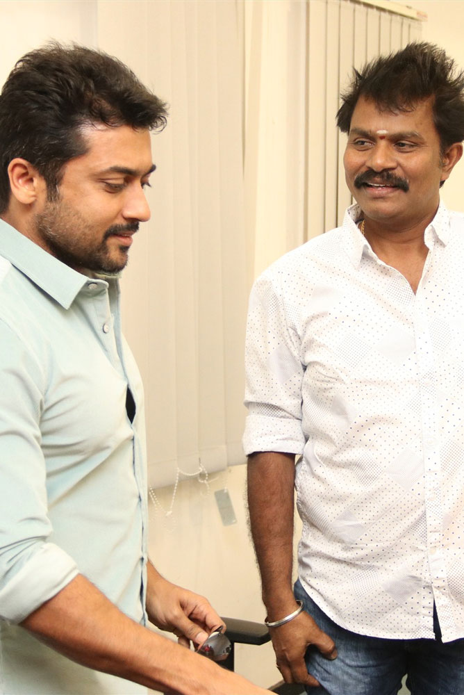அருவா – கிண்டல் பெயரையே படத் தலைப்பாக வைத்த ஹரி