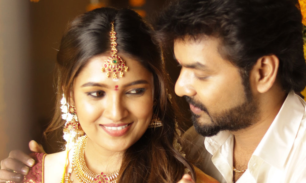 ஜெய், வாணி போஜன் நடிக்கும் ‘டிரிபிள்ஸ்’ இணையத் தொடர்