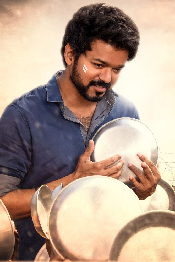 100 மில்லியன் பார்வைகளைத் தொட்ட ‘மாஸ்டர்’ – வாத்தி கம்மிங்…பாடல்
