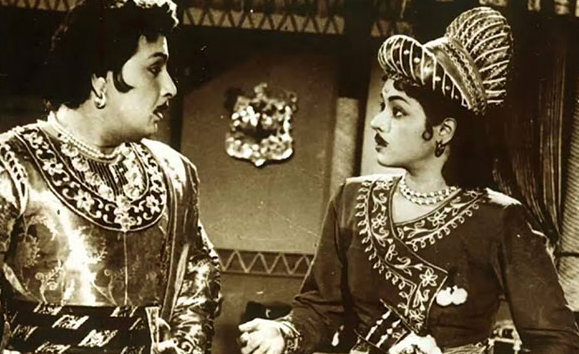 அக்டோபர் 27ம் தேதியில் வெளியான படங்கள்…