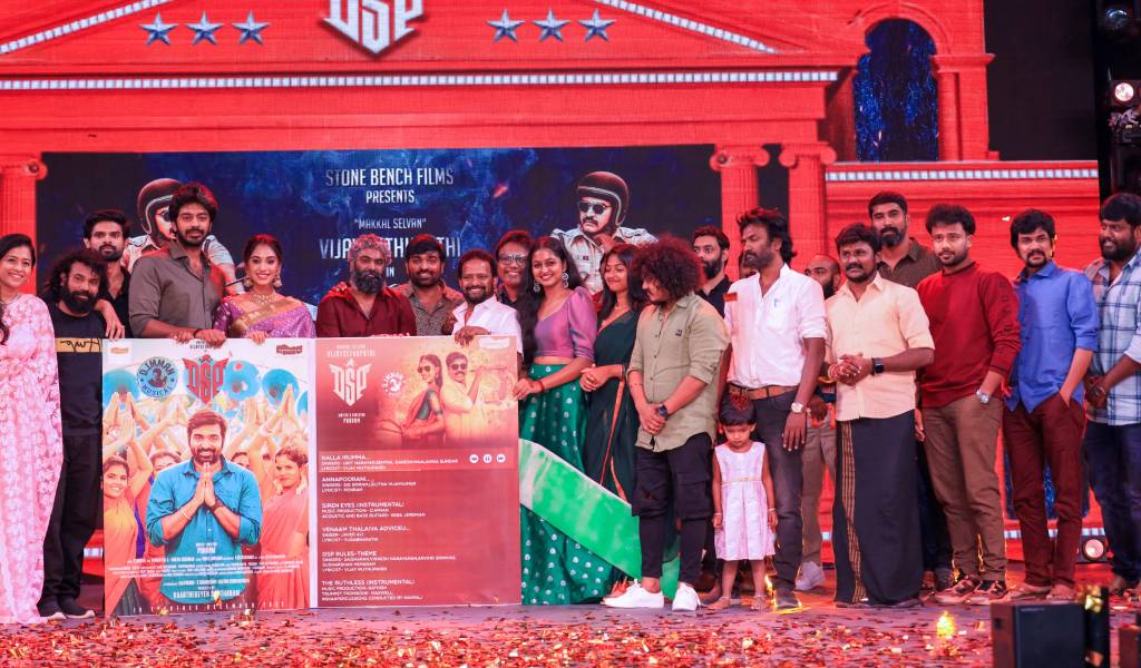 விஜய் சேதுபதி என்னைப் போல காதலிப்பதால் வந்தேன் – கமல்ஹாசன்