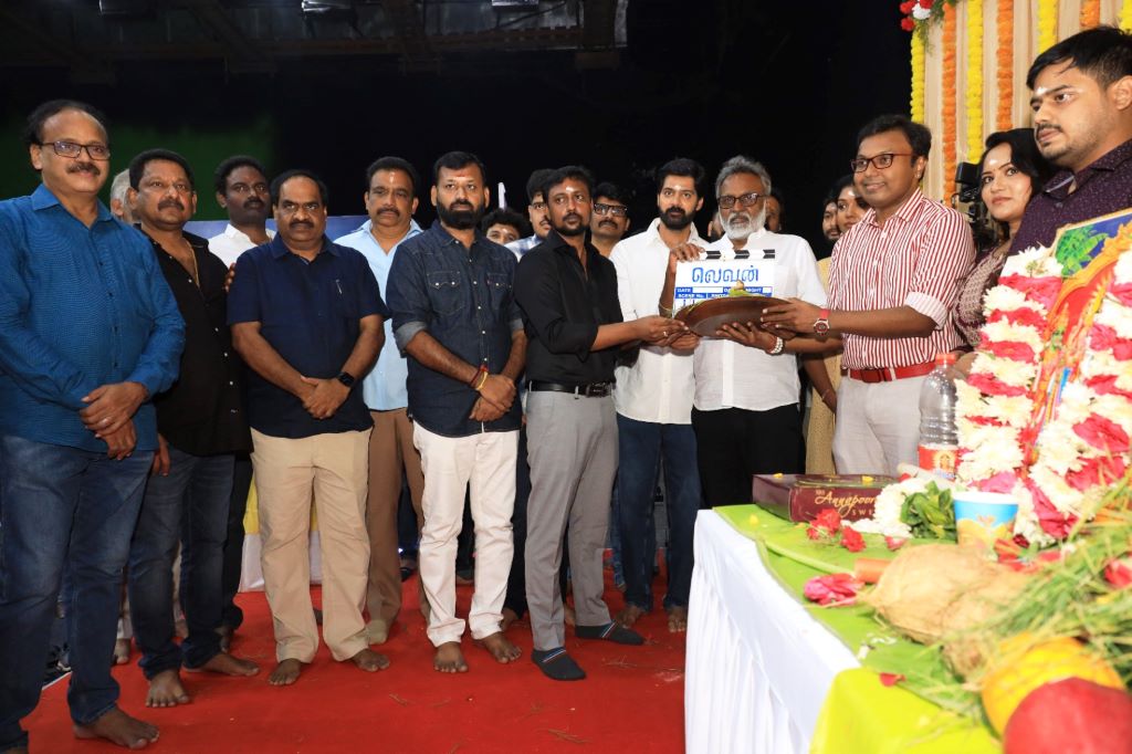 இரு மொழிகளில் வெளியாகும் “லெவன்”!