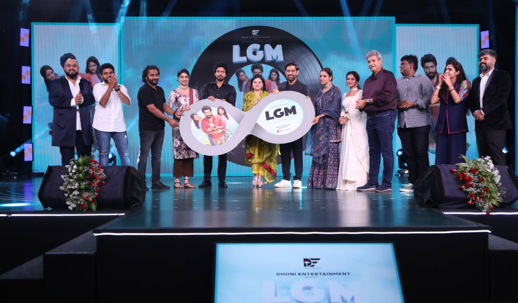 தமிழ்நாடு என்னை தத்தெடுத்துள்ளது – எல் ஜி எம் விழாவில் எம் எஸ் தோனி!