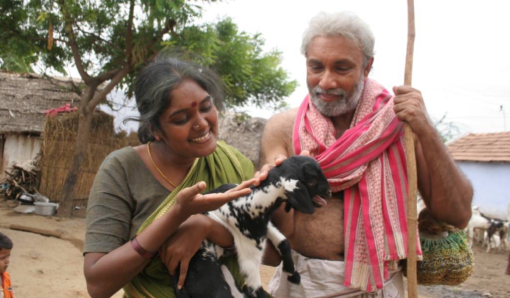ஒன்பது ரூபாய் நோட்டுக்காக நன்றி தெரிவித்த சத்யராஜ்