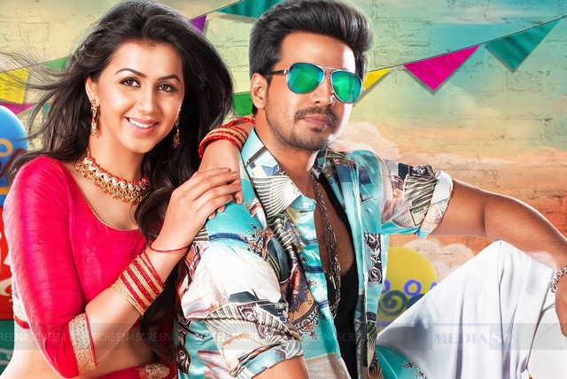 Velainu Vandhutta Vellakaaran Review