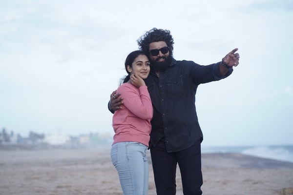 ஆழி – விமர்சனம்
