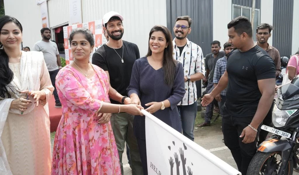 உணவளிக்கும் திட்டத்தை கொடியசைத்து துவக்கி வைத்த ஐஸ்வர்யா ராஜேஷ்