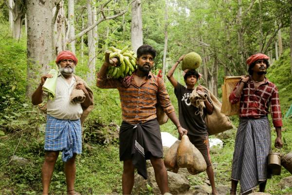 தமிழக – கேரள எல்லை பகுதியில் கொட்டப்படும் கழிவுகள்.. உண்மைச் சம்பவத்தை அலசும் “அலங்கு”