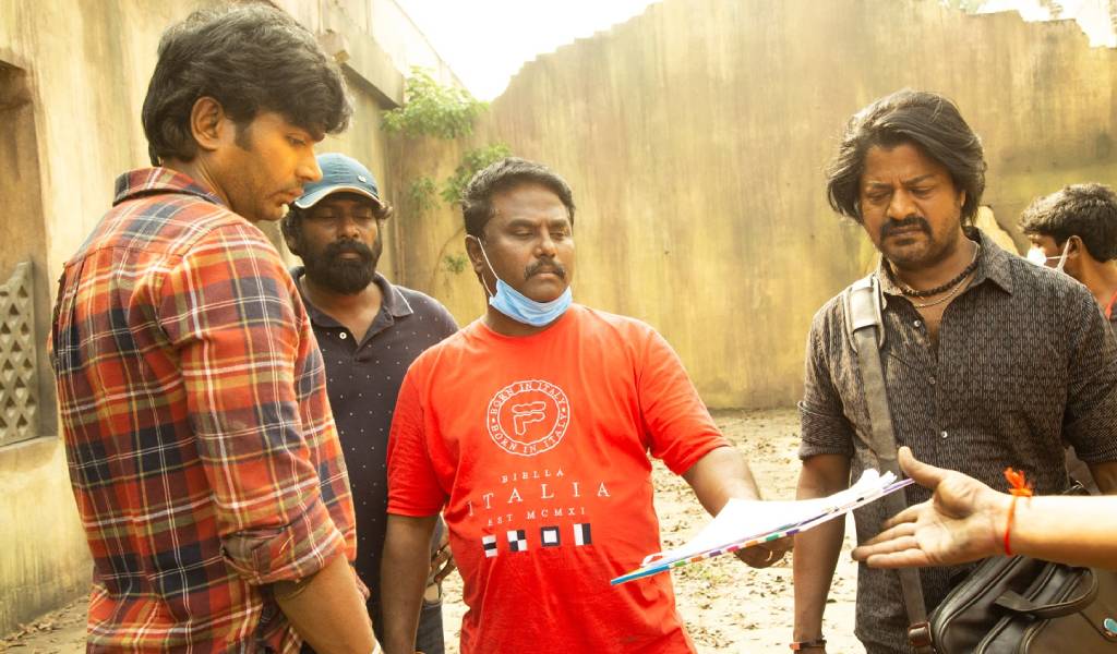மித்ரன் ஜவஹரின் அடுத்த படைப்பு “அரியவன்”