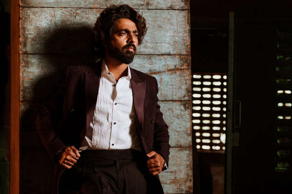 ஜி.வி.பிரகாஷை பாராட்டிய ஏ.ஆர்.ரஹ்மான்