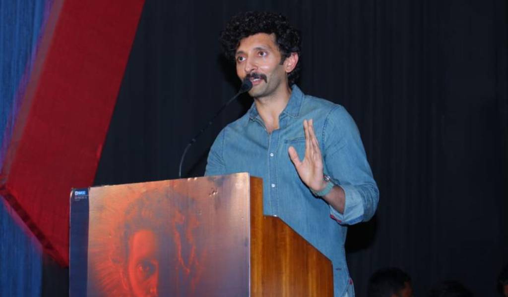 ’அஸ்வின்ஸ்’ படத்திற்கு ரிப்பீட் ரசிகர்கள் வந்தது மகிழ்ச்சி – வசந்த்ரவி!