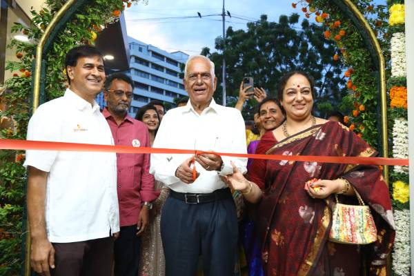 சென்னையில் 11வது கிளையைத் திறந்த “கீதம் வெஜ் ரெஸ்டாரண்ட்”