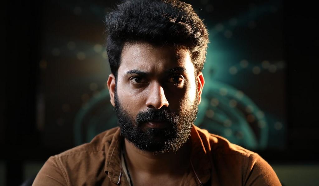 டீமன் – விமர்சனம்