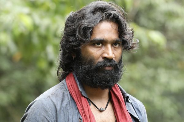 ’கேப்டன் மில்லர்’ அப்டேட்: 3 கெட்டப்களில் தனுஷ்