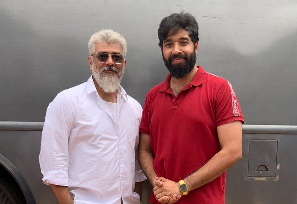 பெரும் மகிழ்ச்சியில் அஜித்