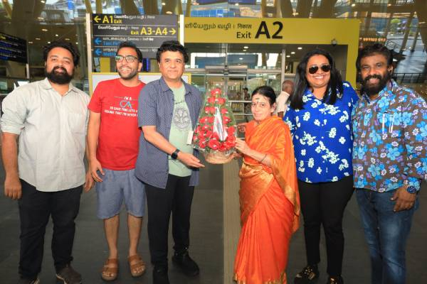 கிராமி விருது பெற்ற வயலின் மேஸ்ட்ரோ கணேஷ் ராஜகோபாலன்