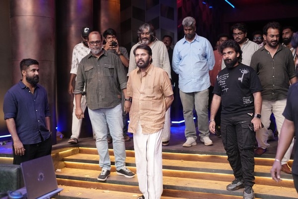 ‘ஐ அம் கேம்’ படப்பிடிப்புத் தளத்திற்குச் சென்ற மம்முட்டி
