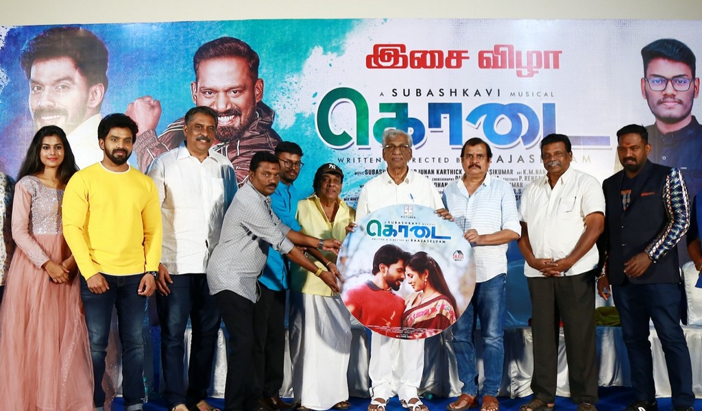 வாரிசுகள் சினிமாவுக்கு வர வேண்டும் – ராதாரவி