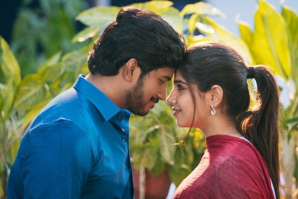 லவ் சப்ஸ்க்ரைப் ஷேர் – விமர்சனம்