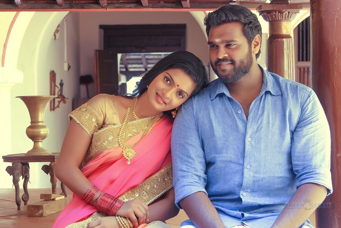 மதுர வீரன் விமர்சனம்