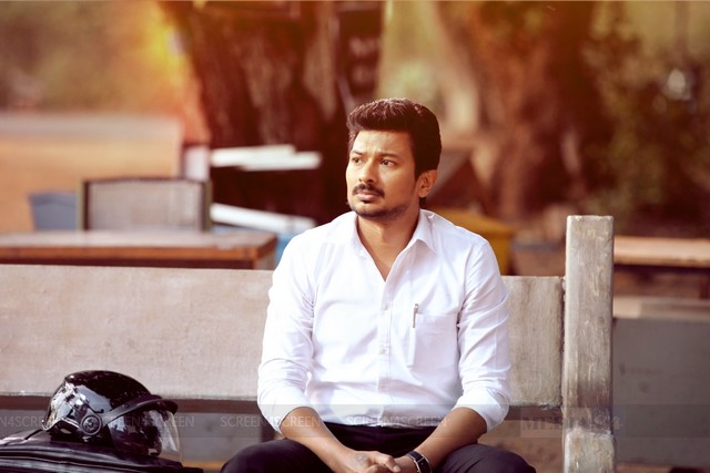 Manithan – Review