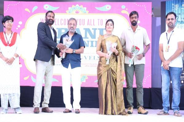 மெய் சர்வதேச திரைப்பட திரையிடல் குழு நடத்திய மாபெரும் திரைப்பட விருது விழா