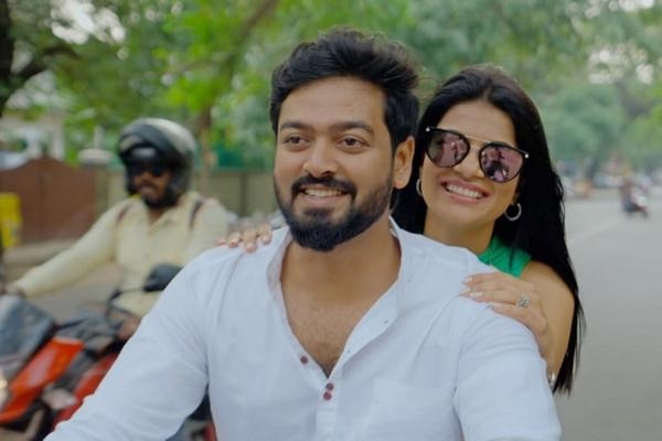 மெஸன்ஜர் – விமர்சனம்
