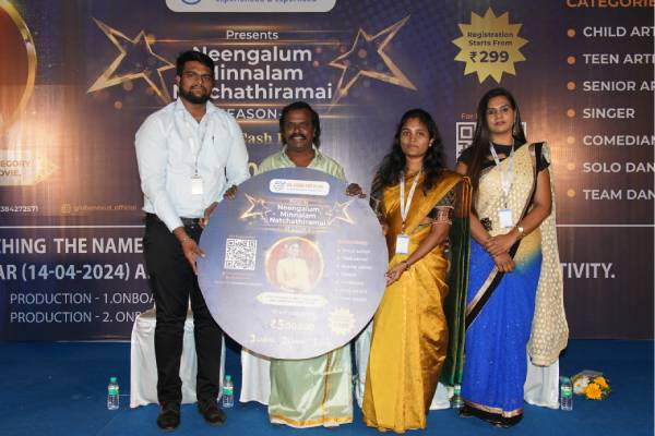 இயக்குநராக அறிமுகமாவதில் மகிழ்ச்சி – ‘நீங்களும் மின்னலாம் நட்சத்திரமாய்’ நிகழ்ச்சியில் அந்தோணி தாசன்!