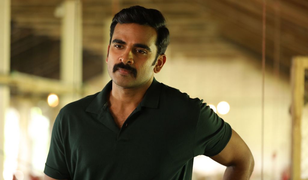 நித்தம் ஒரு வானம் – மூன்று நிலப்பரப்பில், மூன்று உணர்வுகள்