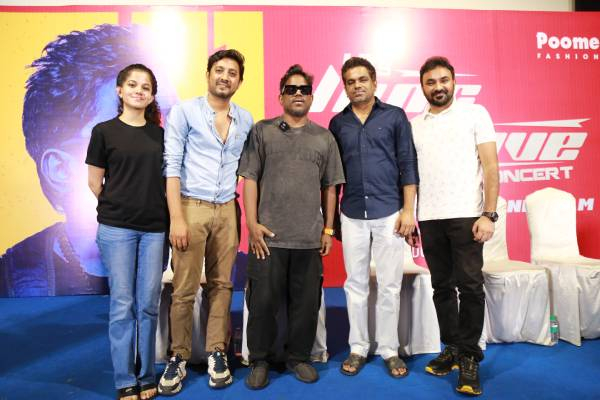 360 டிகிரி கோணத்தில் மேடை அமைத்து ரசிகர்களை சந்திக்கிறேன் – யுவன் ஷங்கர் ராஜா
