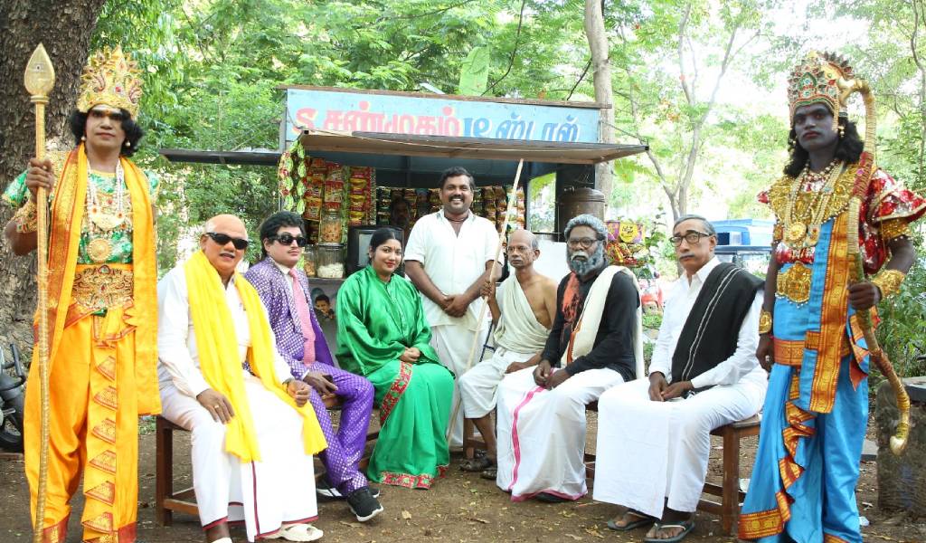 இணையத்தில் வைரலாகும் “உருட்டு, உருட்டு” பாடல்!