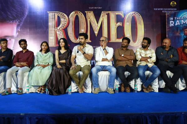 மிருணாளினி தன்மையான பொண்ணு – விஜய் ஆண்டனி