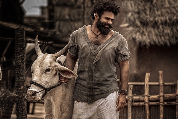 சம்பரால எட்டிகட்டு – பொங்கல் போஸ்டர் வெளியீடு