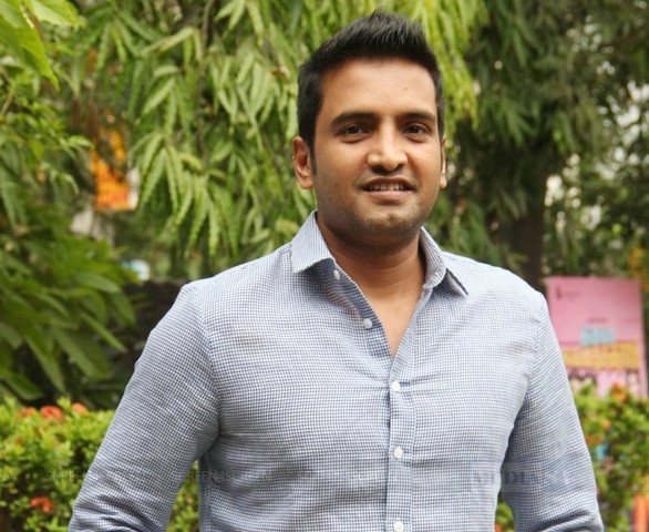 சந்தானம் நாயகனாக நடிக்கும் ‘இனிமே இப்படித்தான்’…