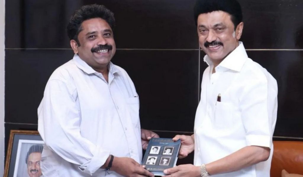 ஓராண்டு நிறைவு – முதல்வருக்கு சீனு ராமசாமி வேண்டுகோள்