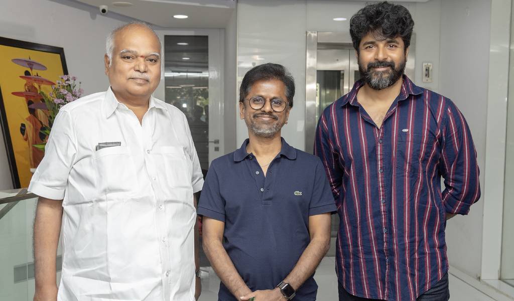 ஏ ஆர் முருகதாஸோடு கைகோர்க்கும் சிவகார்த்திகேயன்!