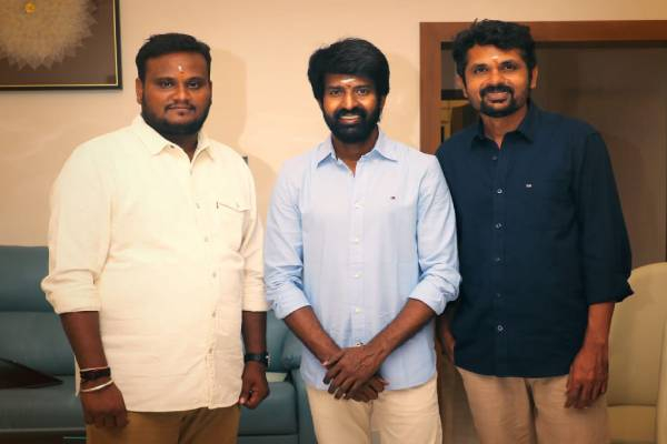 விலங்கு தொடரின் இயக்குனர் பிரசாந்த் இயக்கத்தில் சூரி