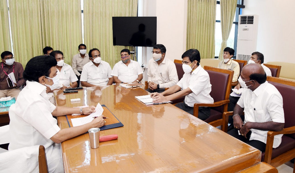 தடுப்பூசிகளுக்கு உலகளாவிய ஒப்பந்தப்புள்ளி, தமிழக அரசு முடிவு