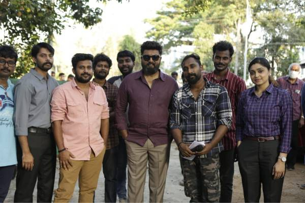 டிசம்பர் 27ல் வெளியாகும் சரத்குமாரின் “தி ஸ்மைல் மேன்”