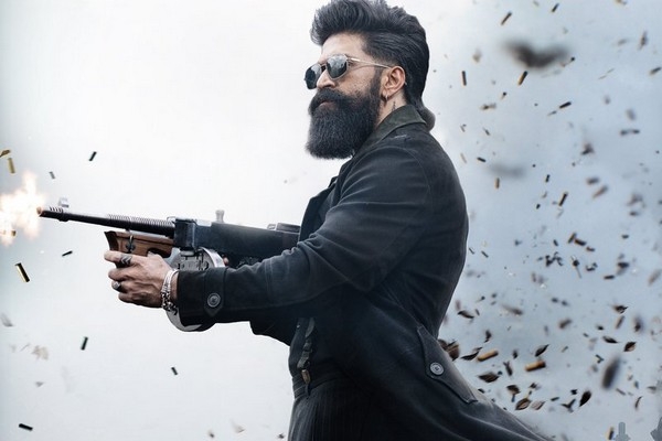 டாக்சிக் – தெலுங்கு மாநிலங்களின் உரிமை 120 கோடி