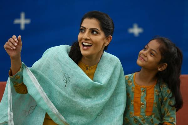 மே 3ல் வெளியாகும் வரலக்‌ஷ்மி சரத்குமார் நடித்த சபரி