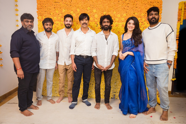 விக்னேஷ் சிவன் – பிரதீப் ரங்கநாதன் இணையும் ’ப்ளூ ஸ்டோரி’?